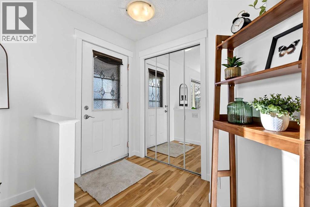 109 Copperstone Grove Se, Calgary, AB - Indoor Photo Showing Other Room