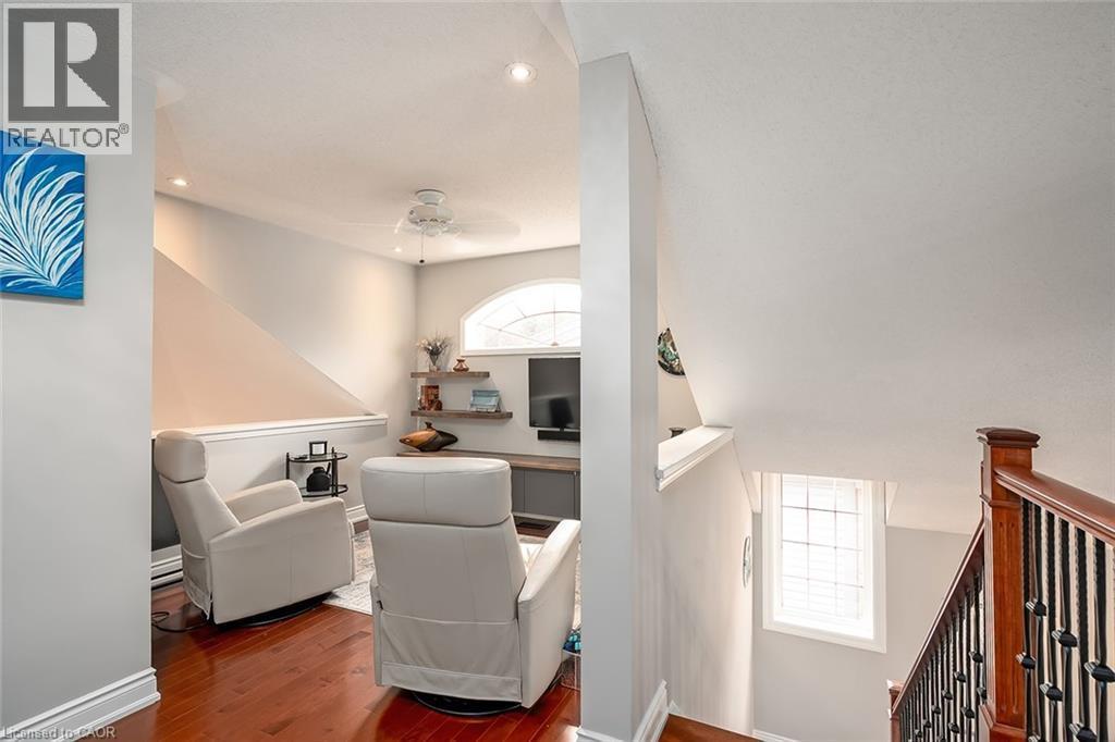 4304 Taywood Drive, Burlington, ON - Indoor