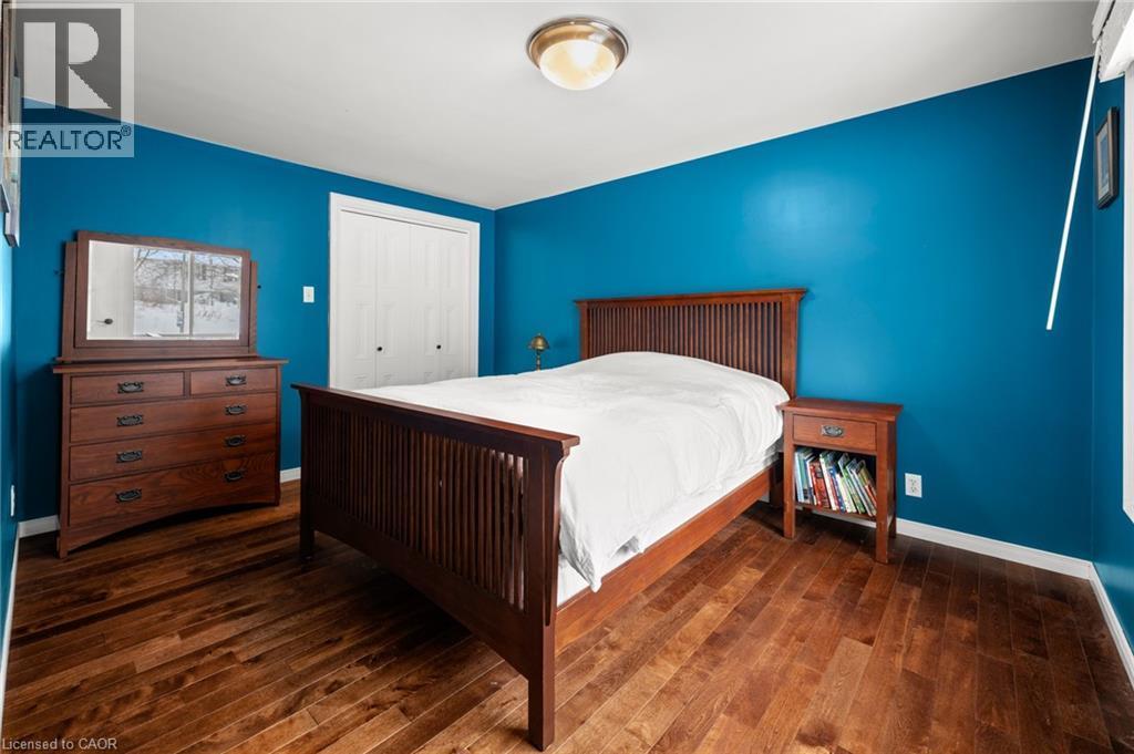 339 Glenridge Drive, Waterloo, ON - Indoor Photo Showing Bedroom