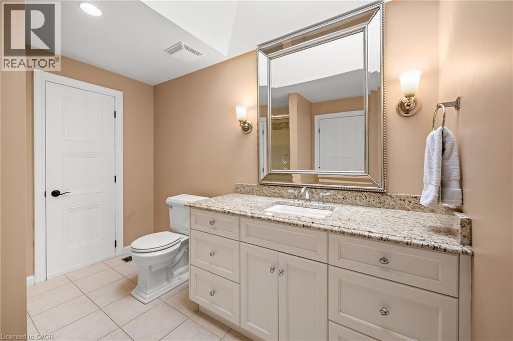 339 Glenridge Drive, Waterloo, ON - Indoor Photo Showing Bathroom