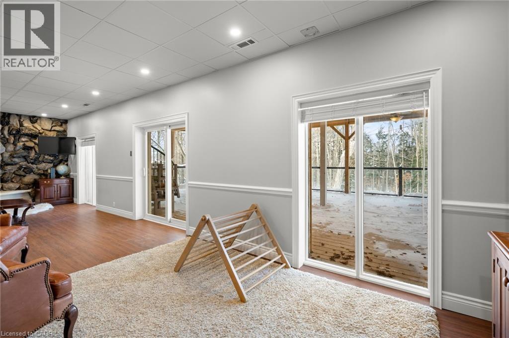 339 Glenridge Drive, Waterloo, ON - Indoor Photo Showing Other Room