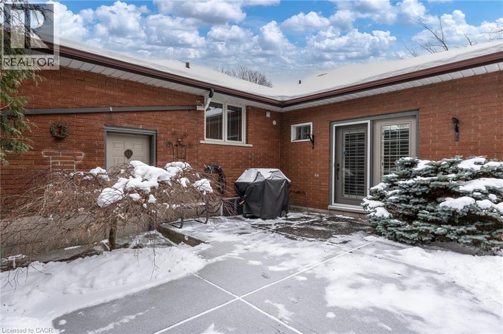 162 Bendamere Avenue, Hamilton, ON - Outdoor