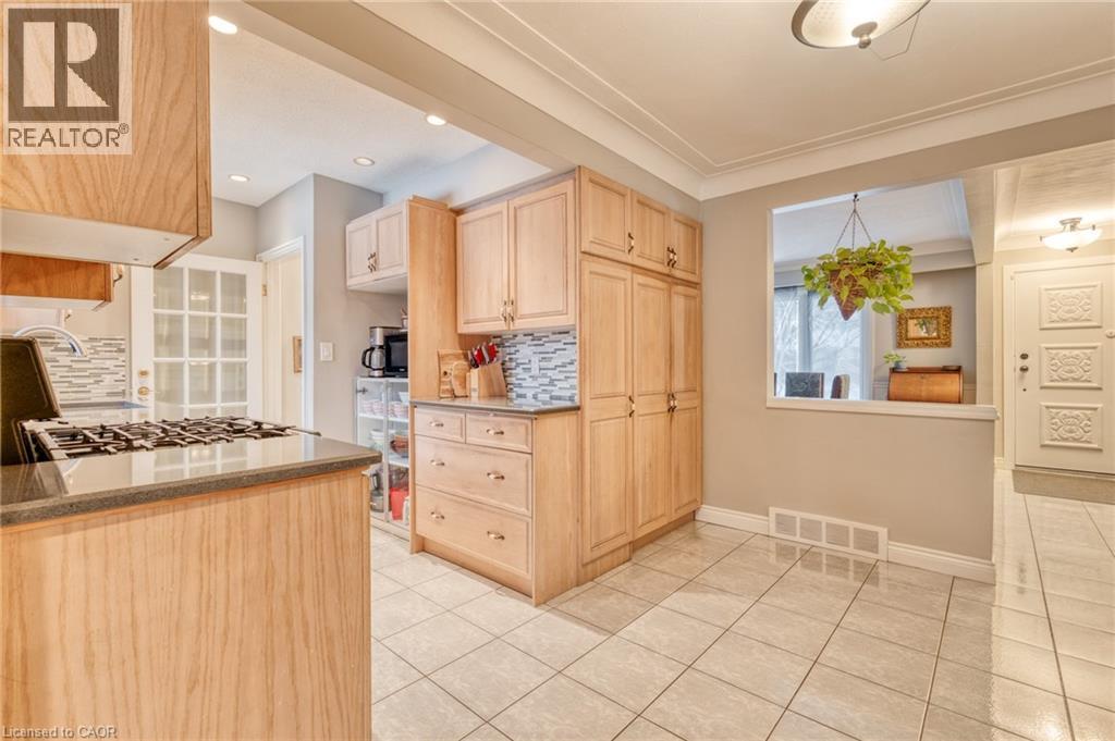 162 Bendamere Avenue, Hamilton, ON - Indoor