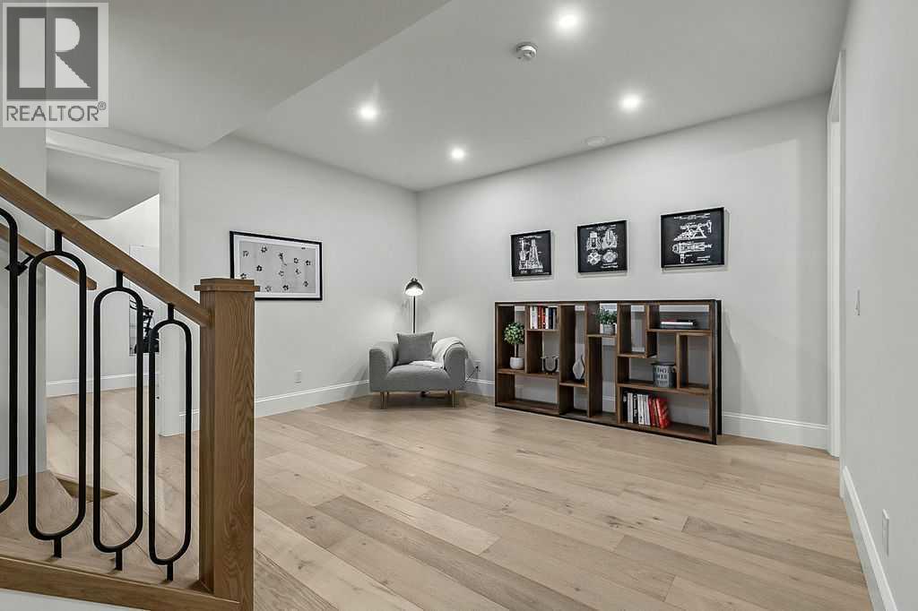 56 Lissington Drive Sw, Calgary, AB - Indoor Photo Showing Other Room