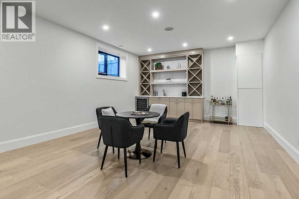 56 Lissington Drive Sw, Calgary, AB - Indoor