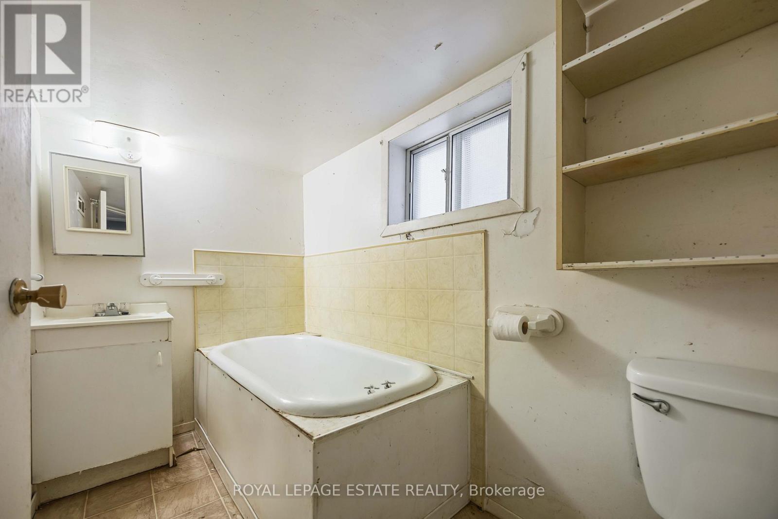 Original Bathroom,StandUp Shower Near Laundry Area - 337 Craven Road, Toronto, ON - Indoor Photo Showing Bathroom