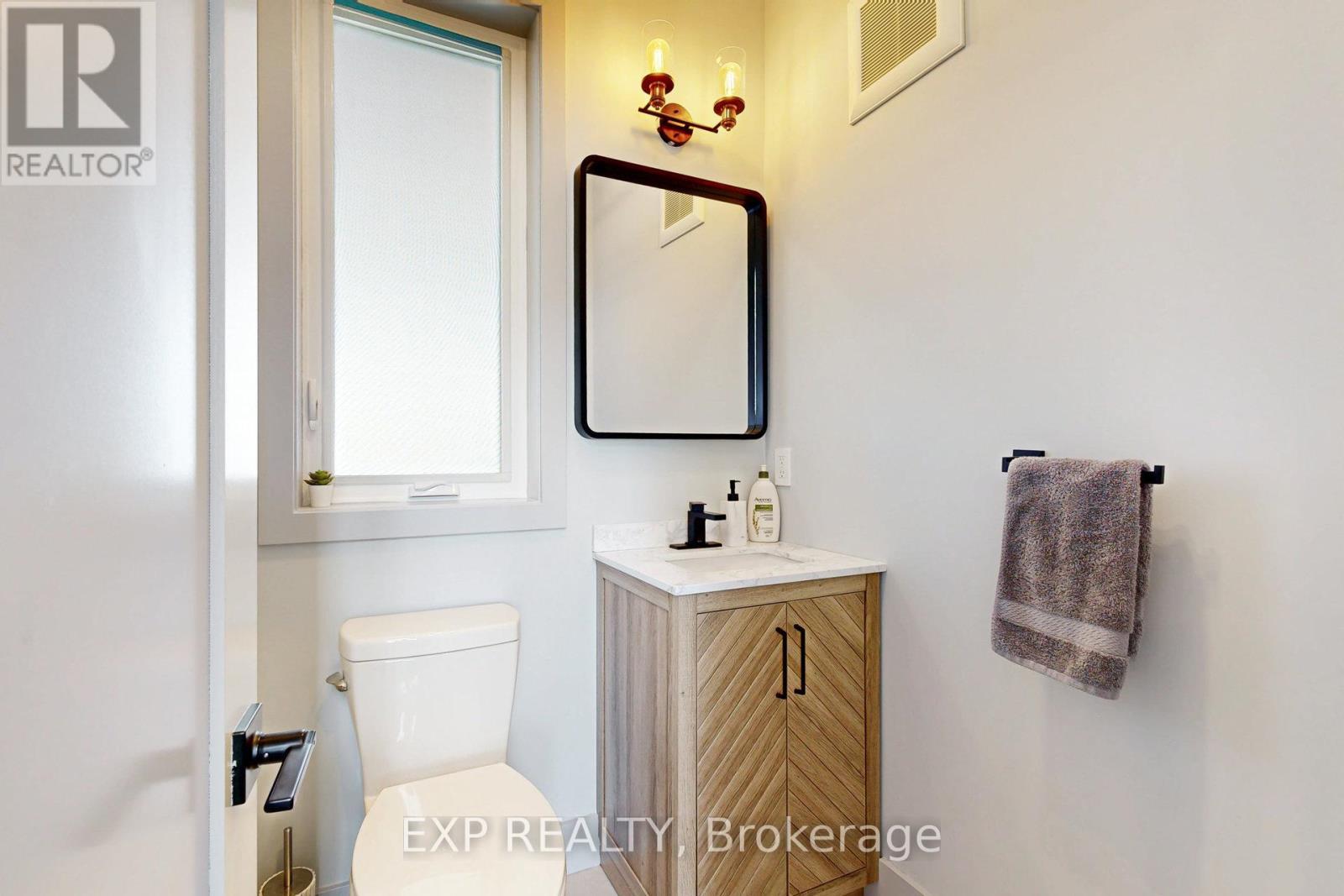 169 Euston Road, Burlington, ON - Indoor Photo Showing Bathroom