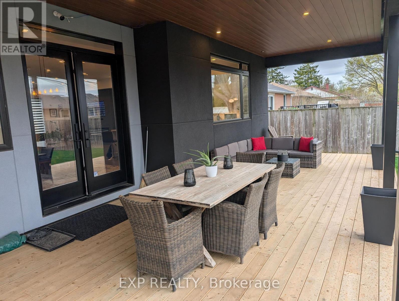 169 Euston Road, Burlington, ON - Outdoor With Deck Patio Veranda With Exterior