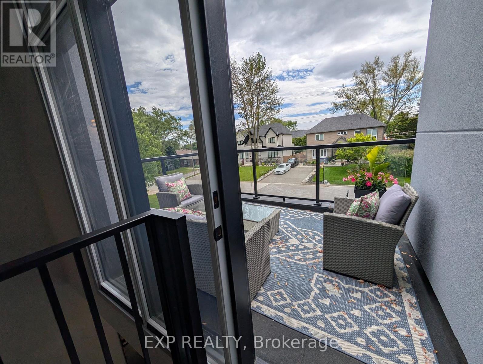 169 Euston Road, Burlington, ON - Outdoor With Balcony With Exterior