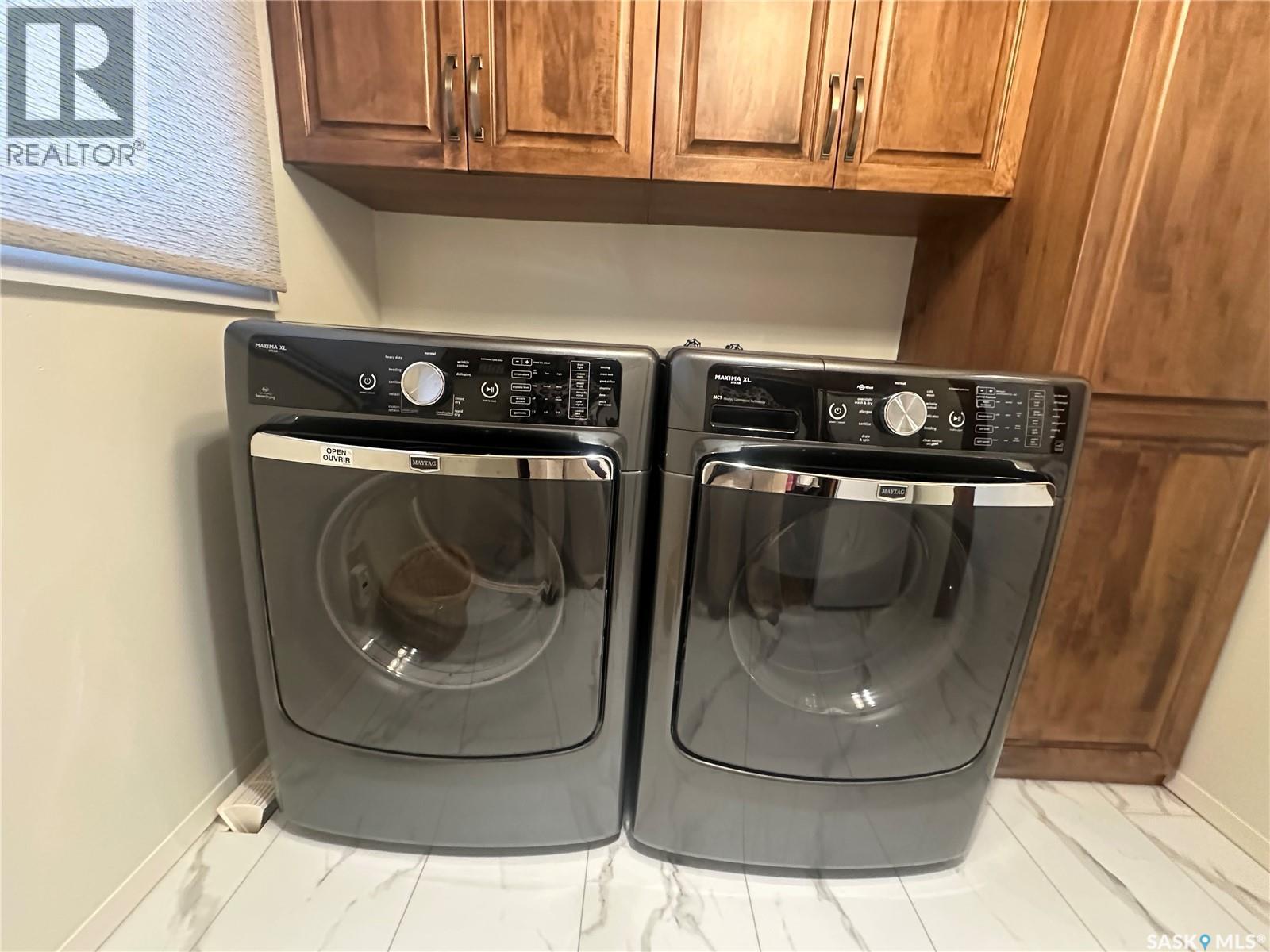 340 Canora Avenue, Canora, SK - Indoor Photo Showing Laundry Room
