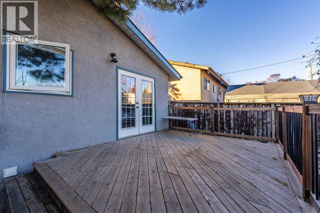 5816 Maddock Drive Ne, Calgary, AB - Outdoor With Deck Patio Veranda With Exterior