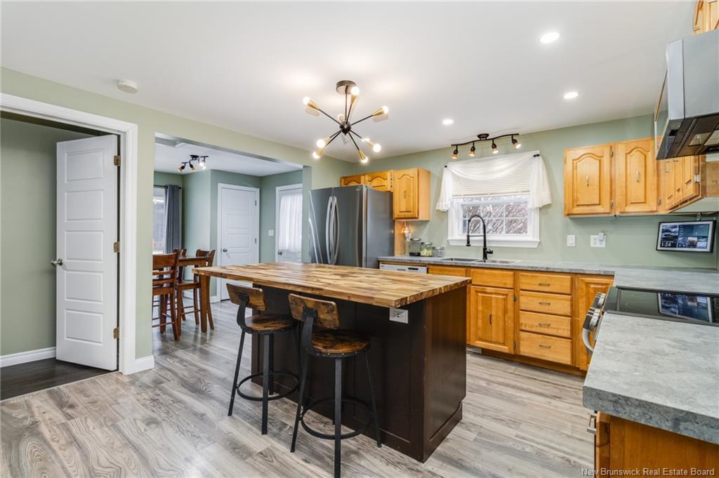 394 Royal Rd, Fredericton, NB