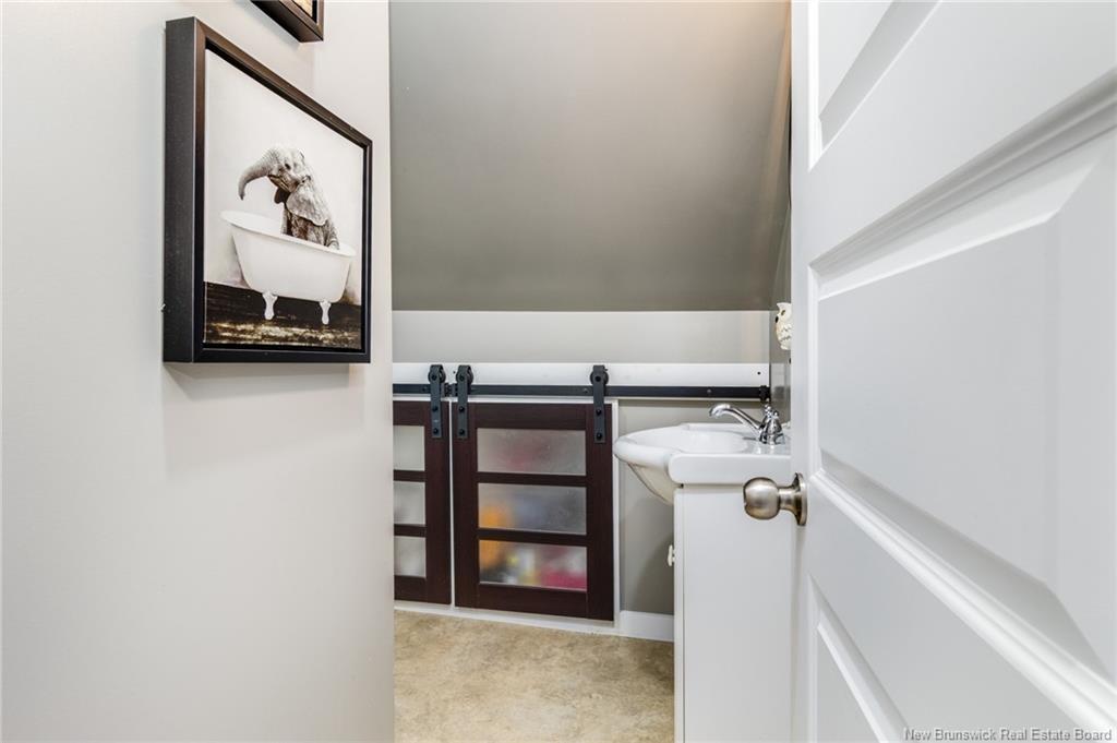 394 Royal Rd, Fredericton, NB