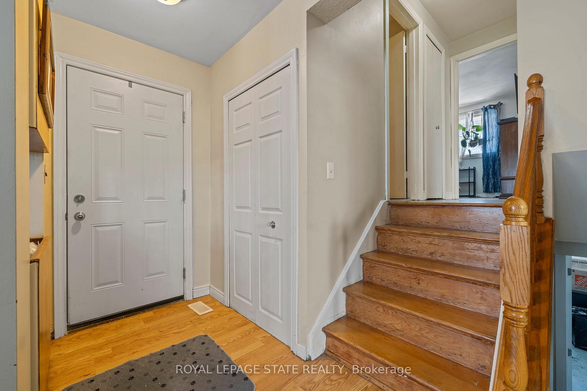 78 Cromwell Crescent, Hamilton, ON - Indoor Photo Showing Other Room