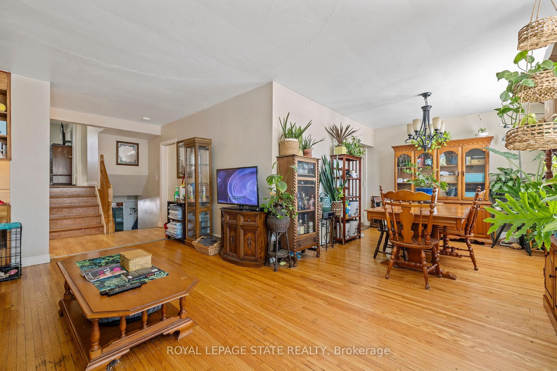 78 Cromwell Crescent, Hamilton, ON - Indoor