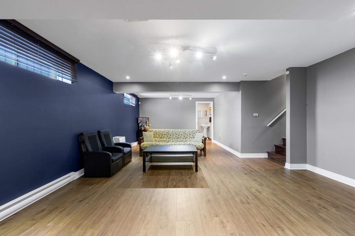 Basement - 2 Rue Du Boisé, Kirkland, QC - Indoor Photo Showing Other Room