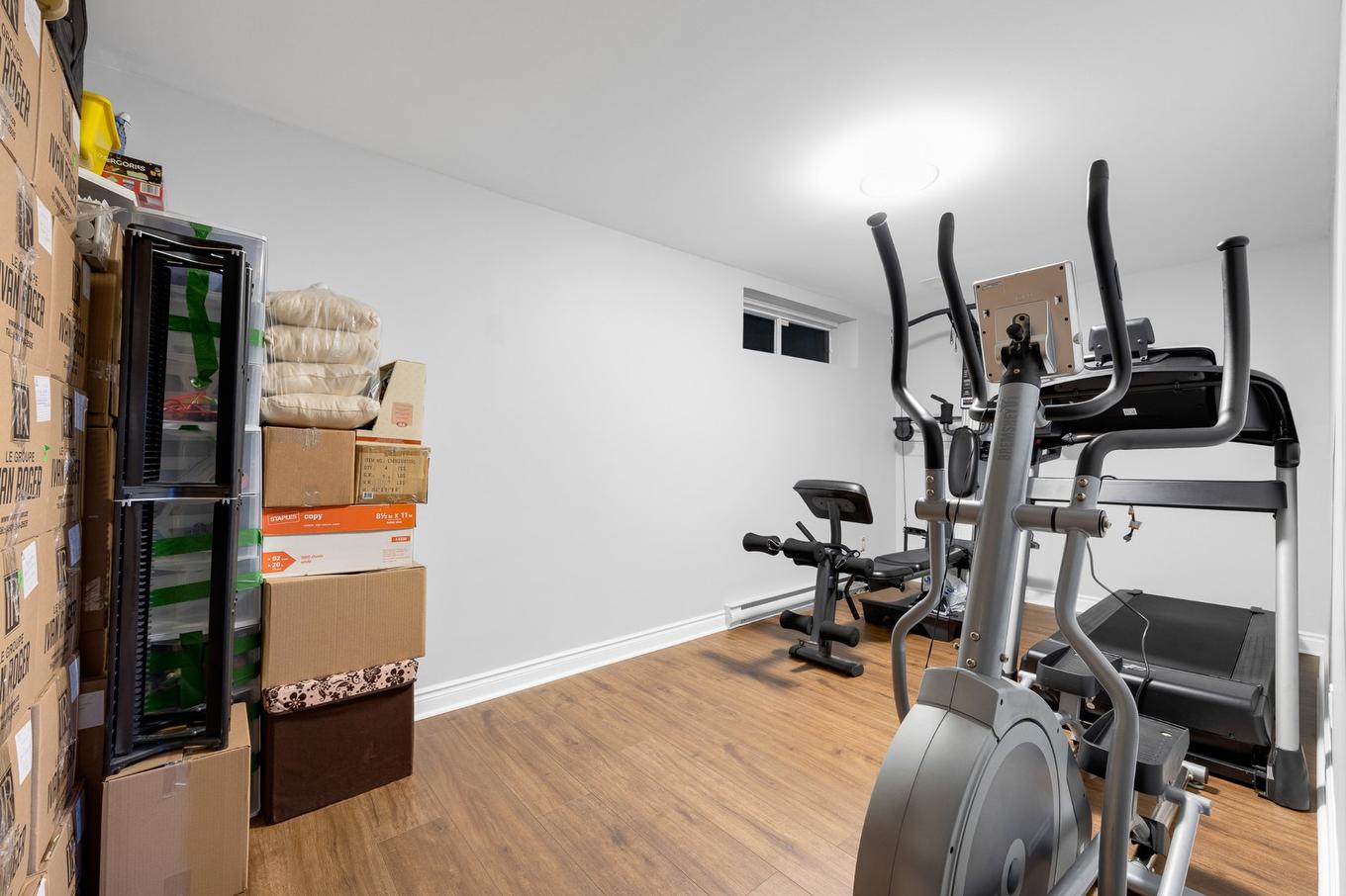 Bedroom - 2 Rue Du Boisé, Kirkland, QC - Indoor Photo Showing Gym Room