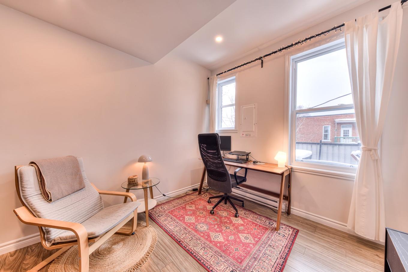 Office - 6247 Av. Christophe-Colomb, Montréal (Rosemont/La Petite-Patrie), QC - Indoor Photo Showing Office