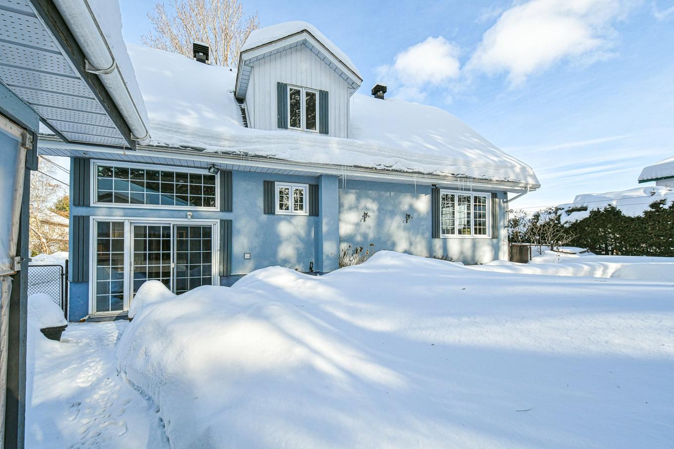 Back facade - 10 Av. David, Saint-Sauveur, QC - Outdoor