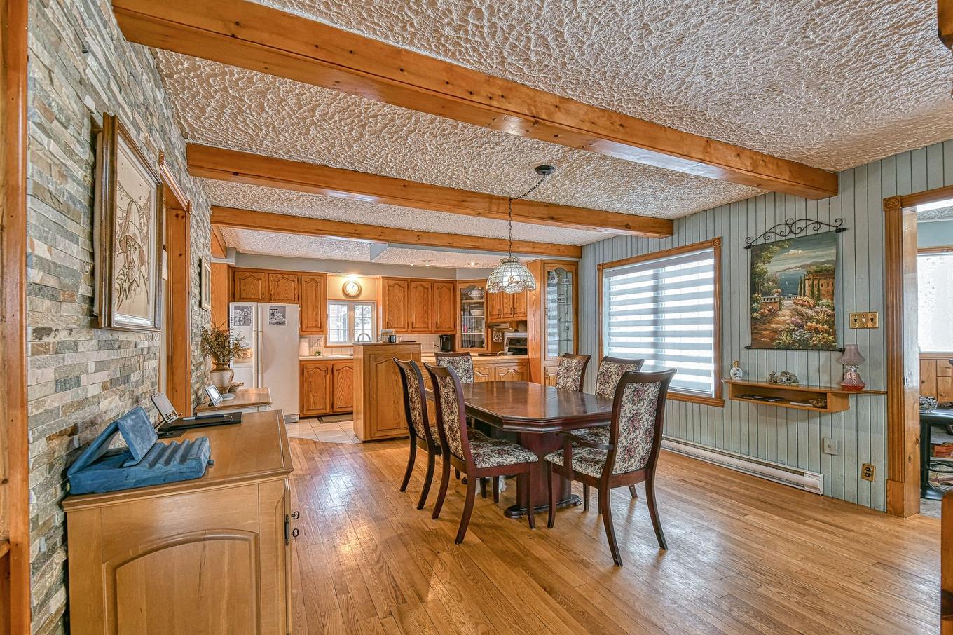 Dining room - 10 Av. David, Saint-Sauveur, QC - Indoor Photo Showing Dining Room