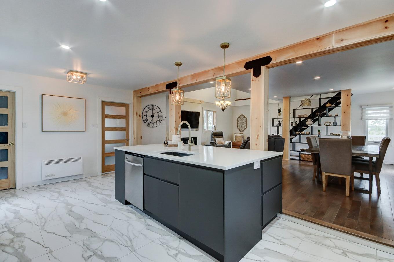 Kitchen - 1774 Ch. Du Clocher, Saint-Jean-Sur-Richelieu, QC - Indoor