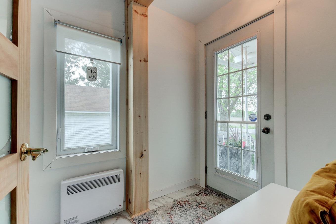 Hall - 1774 Ch. Du Clocher, Saint-Jean-Sur-Richelieu, QC - Indoor Photo Showing Other Room