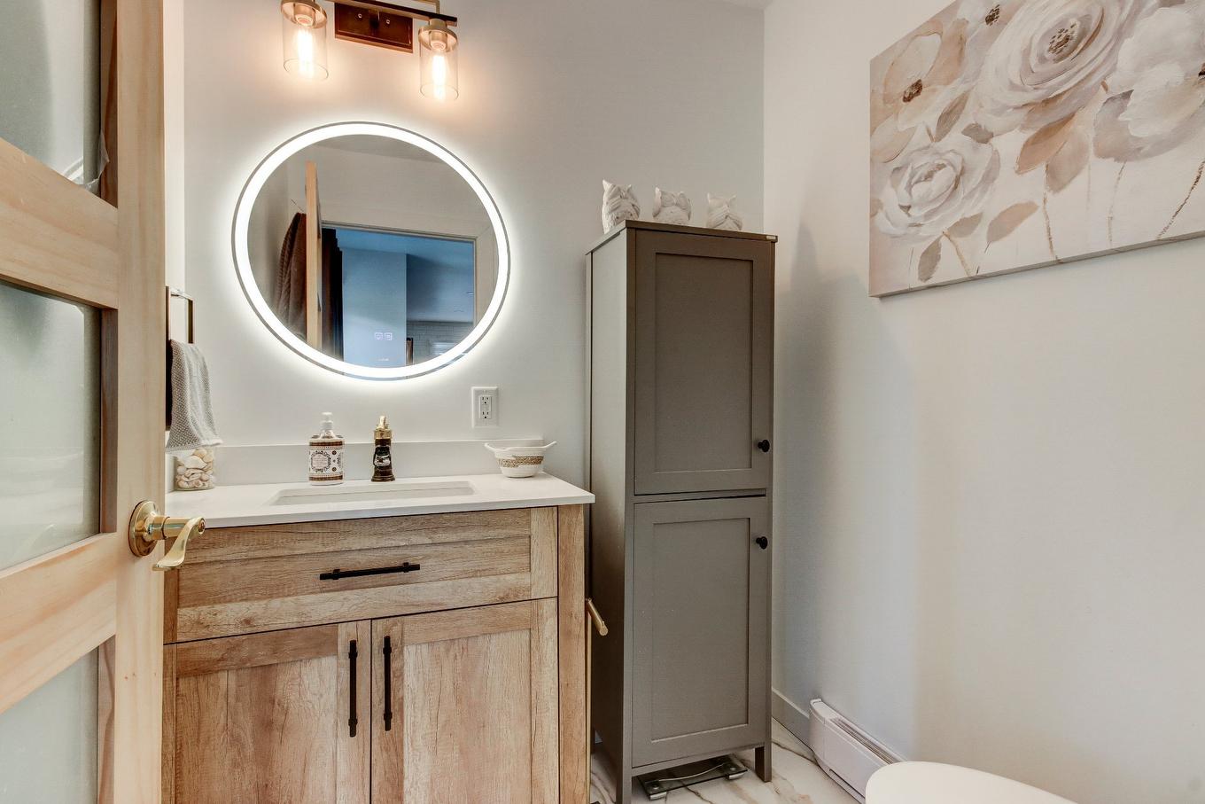 Powder room - 1774 Ch. Du Clocher, Saint-Jean-Sur-Richelieu, QC - Indoor Photo Showing Bathroom