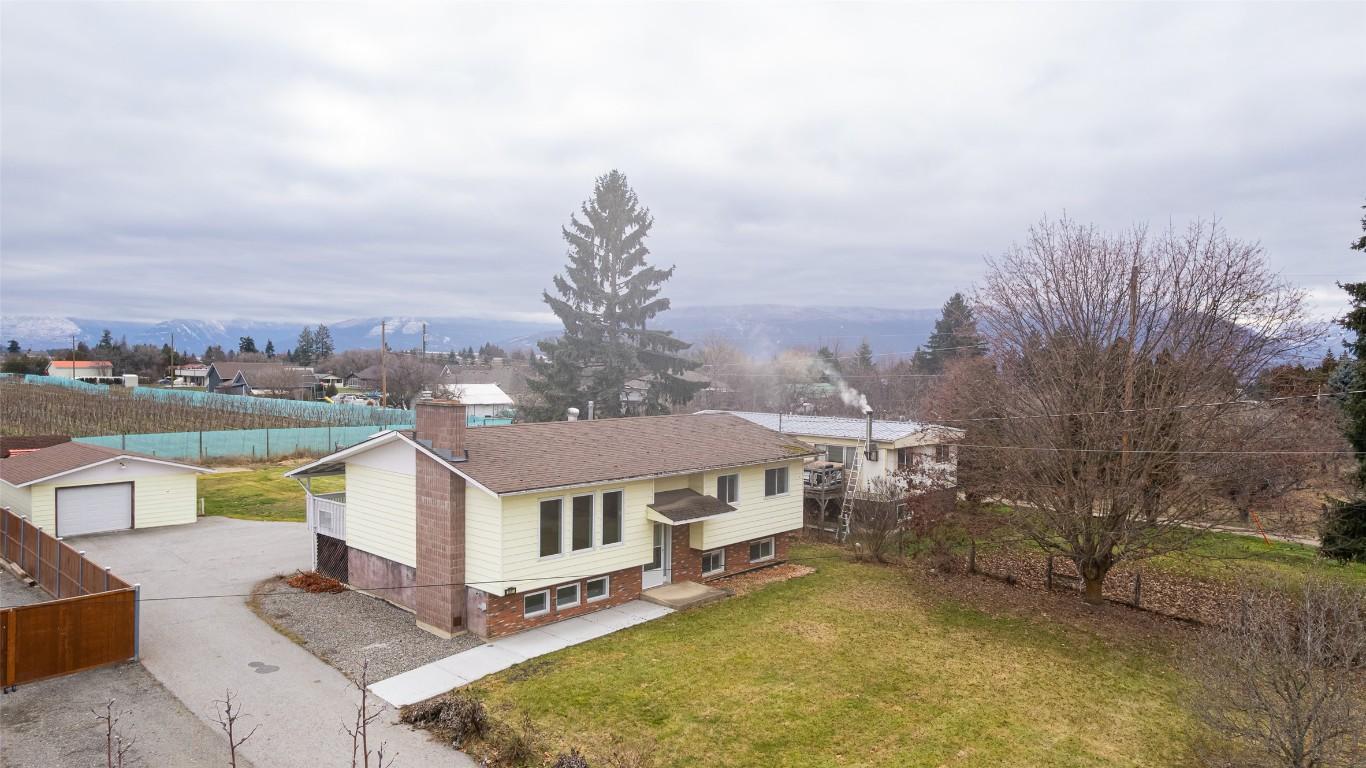 2617 Erickson Road, Creston, BC - Outdoor