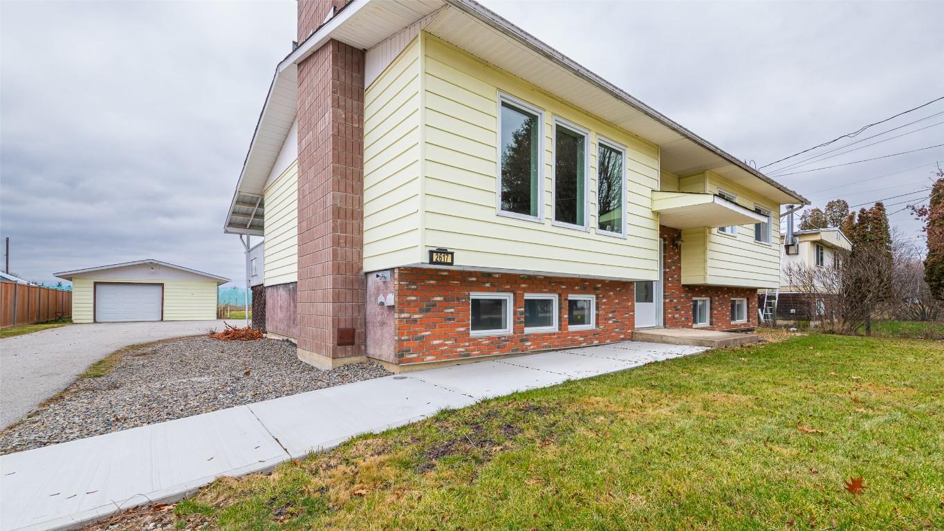 2617 Erickson Road, Creston, BC - Outdoor