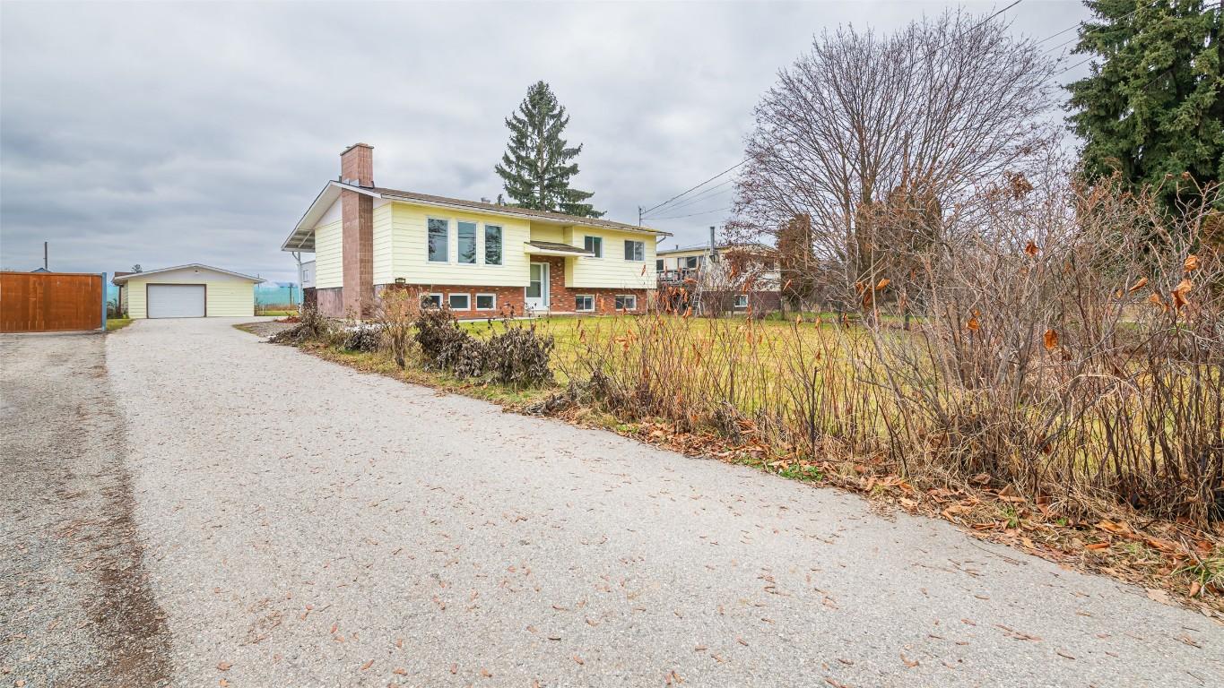 2617 Erickson Road, Creston, BC - Outdoor