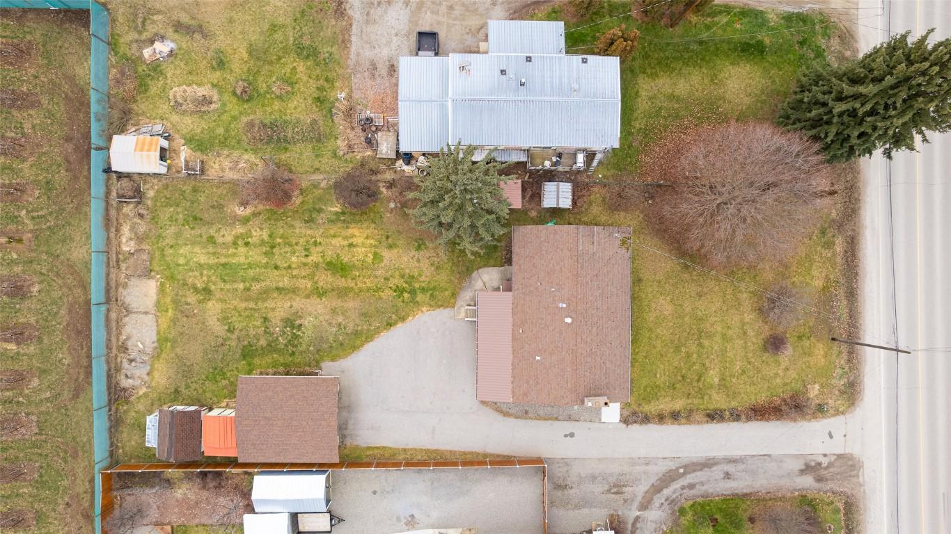 2617 Erickson Road, Creston, BC - Outdoor