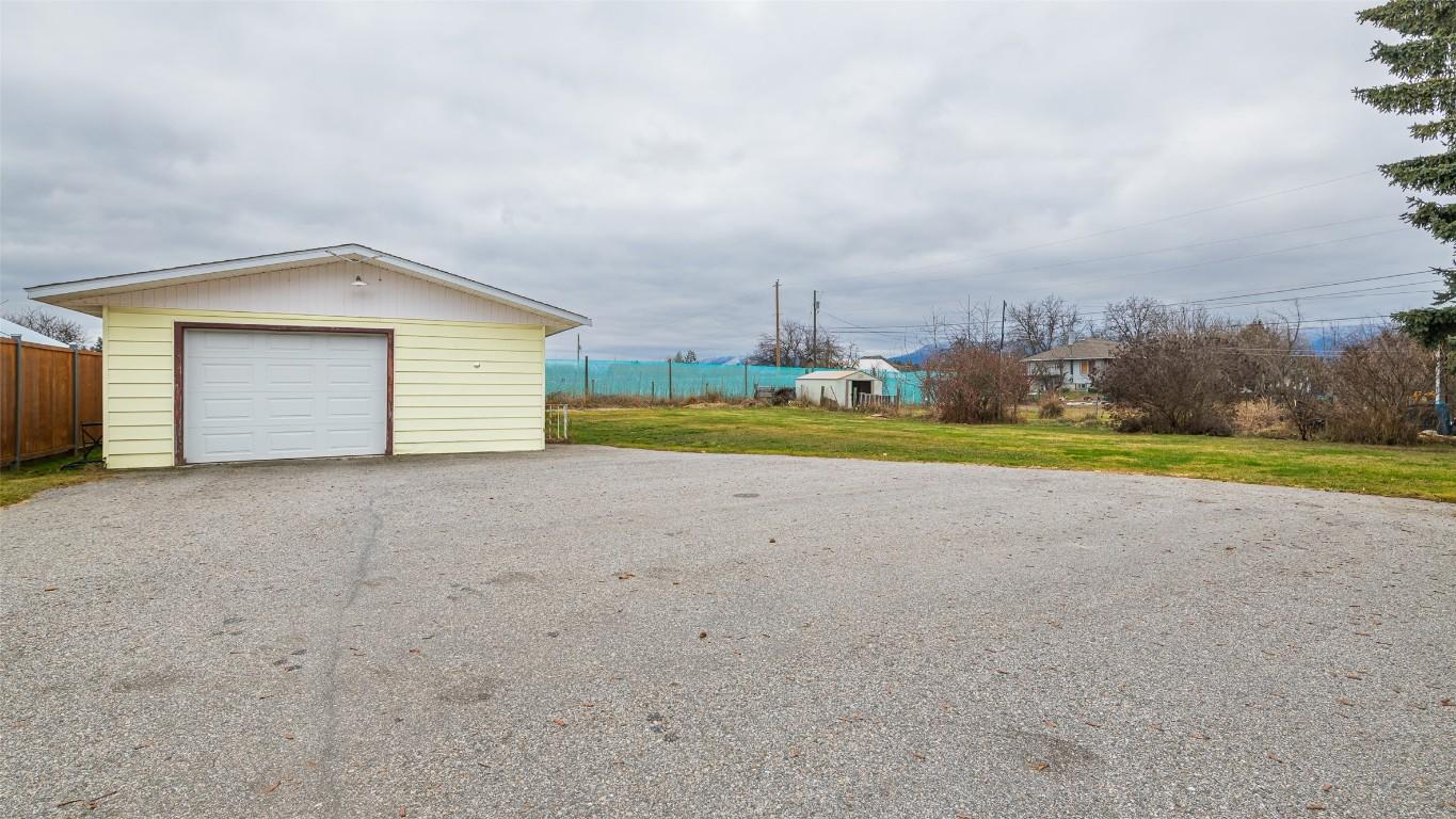 2617 Erickson Road, Creston, BC - Outdoor