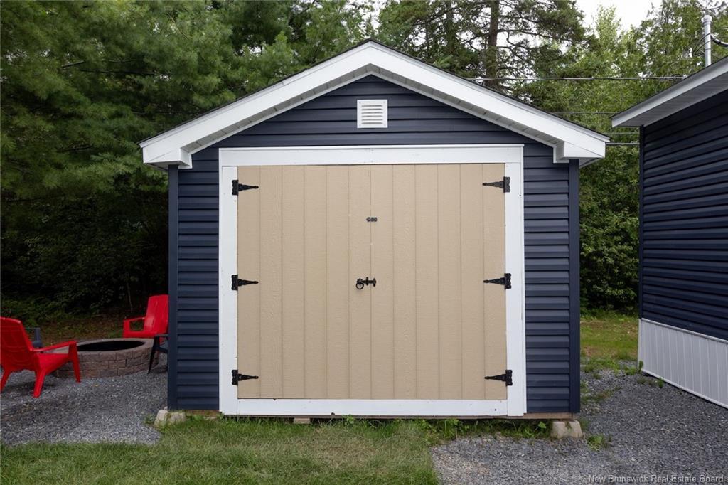 33 Northrup Cres, Lincoln, NB
