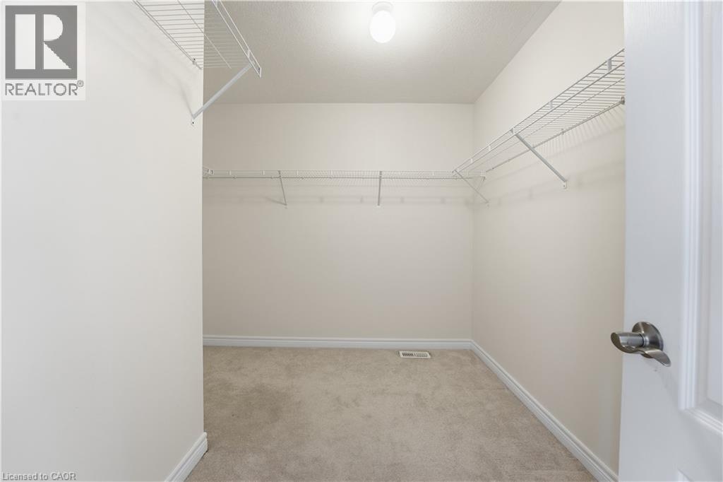 16 Cliffside Court, Cambridge, ON - Indoor With Storage