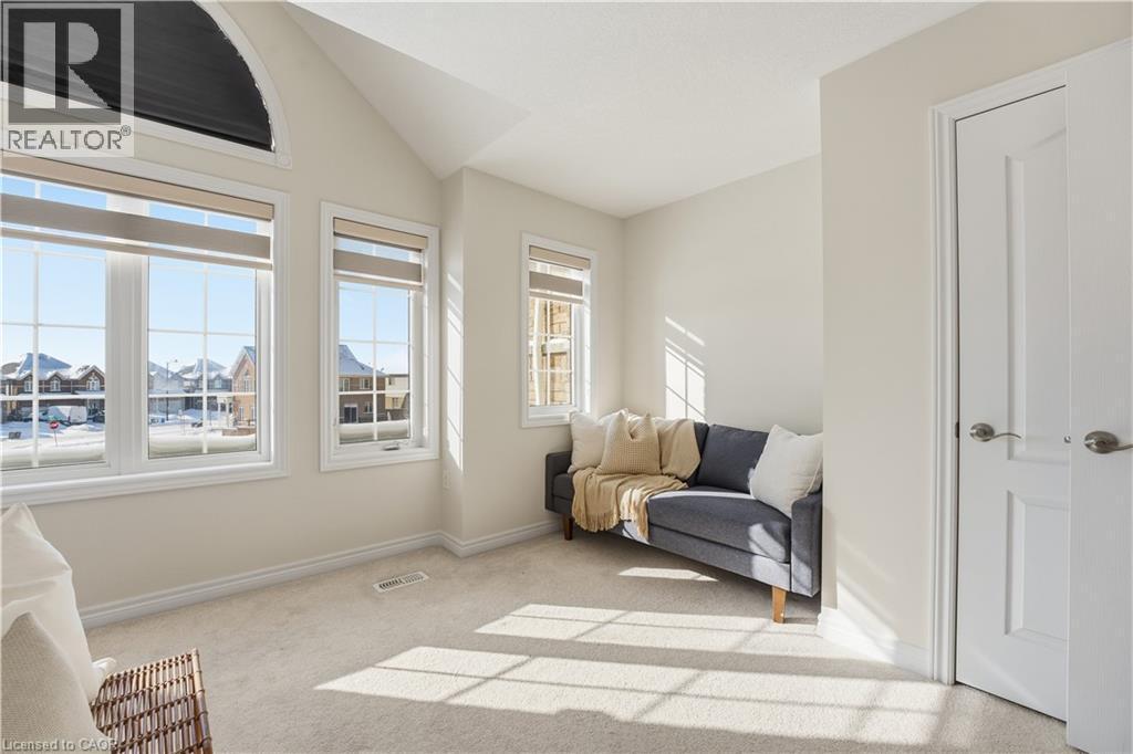 16 Cliffside Court, Cambridge, ON - Indoor