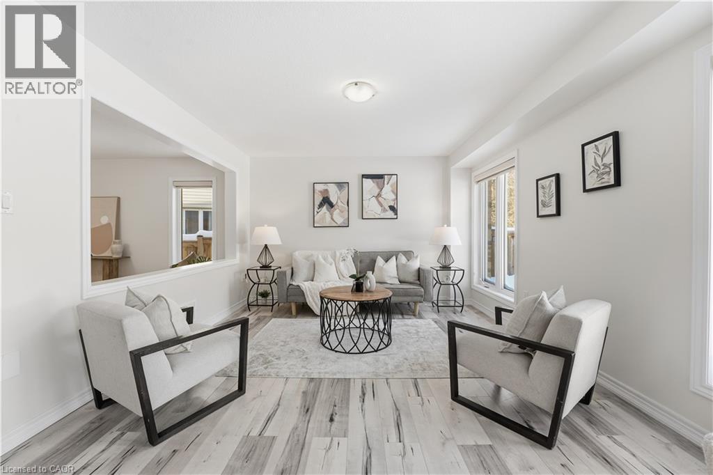 16 Cliffside Court, Cambridge, ON - Indoor Photo Showing Other Room