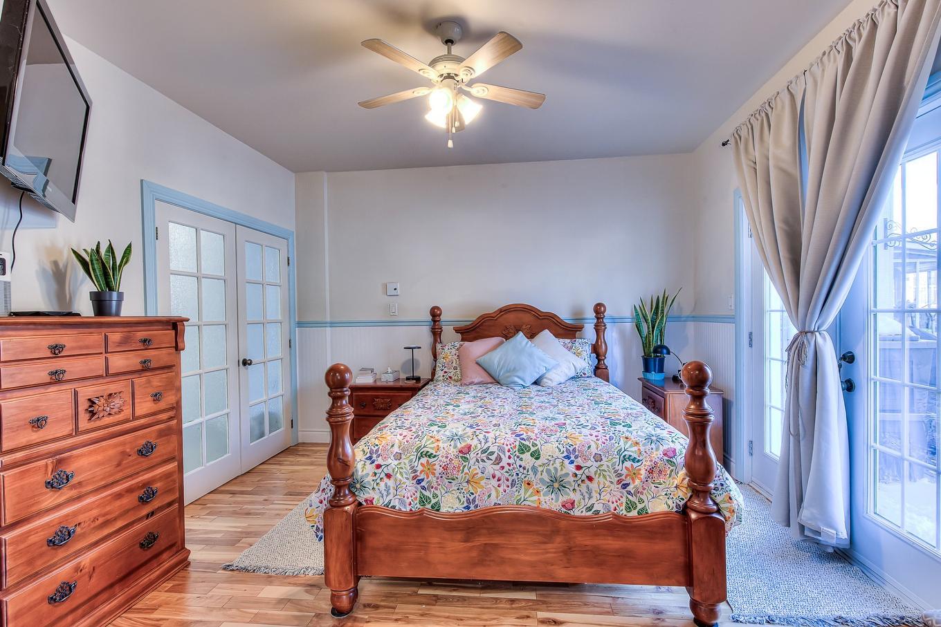 Chambre à coucher principale - 189 Boul. Des Hauteurs, Saint-Jérôme, QC - Indoor Photo Showing Bedroom