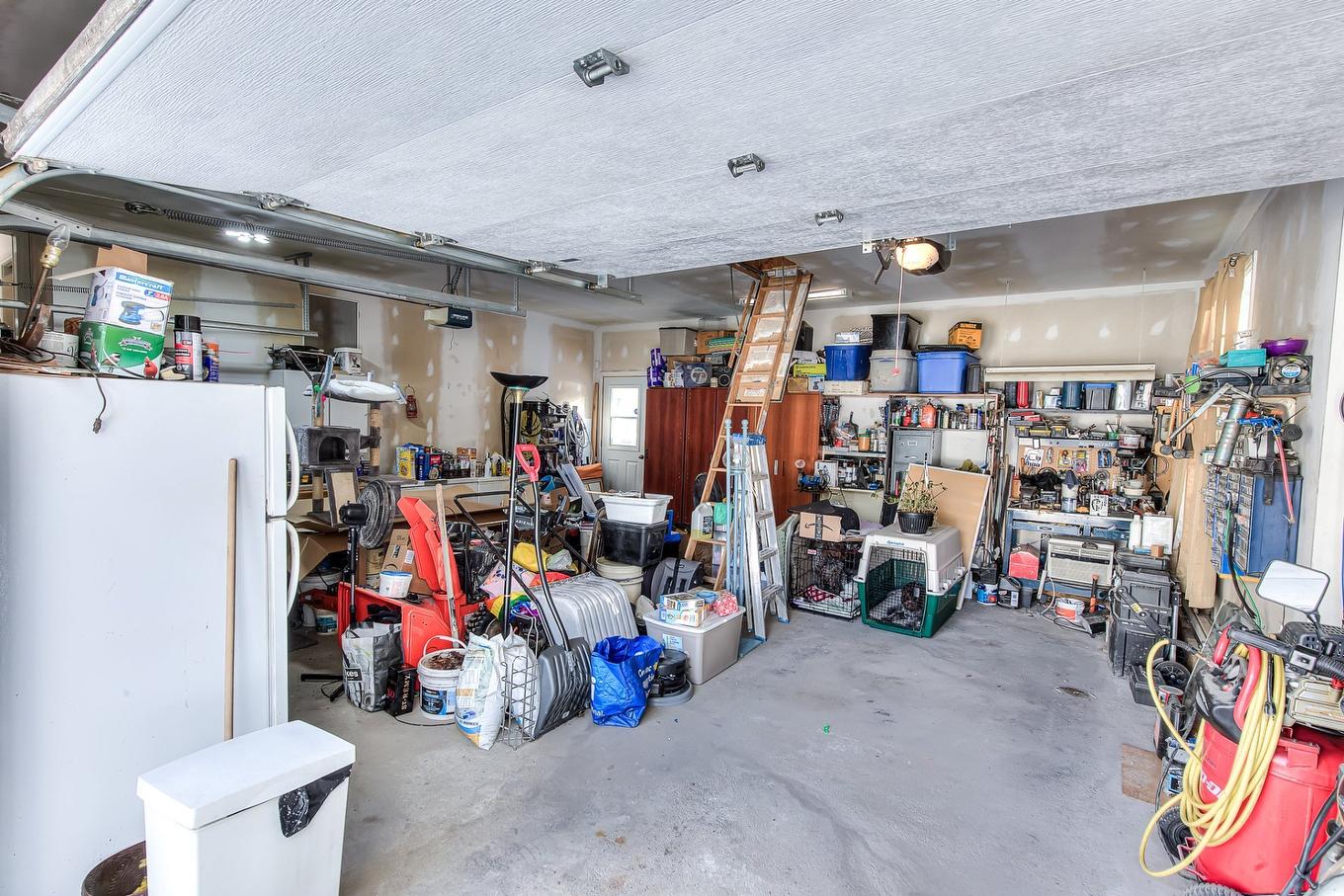 Garage - 189 Boul. Des Hauteurs, Saint-Jérôme, QC - Indoor Photo Showing Garage