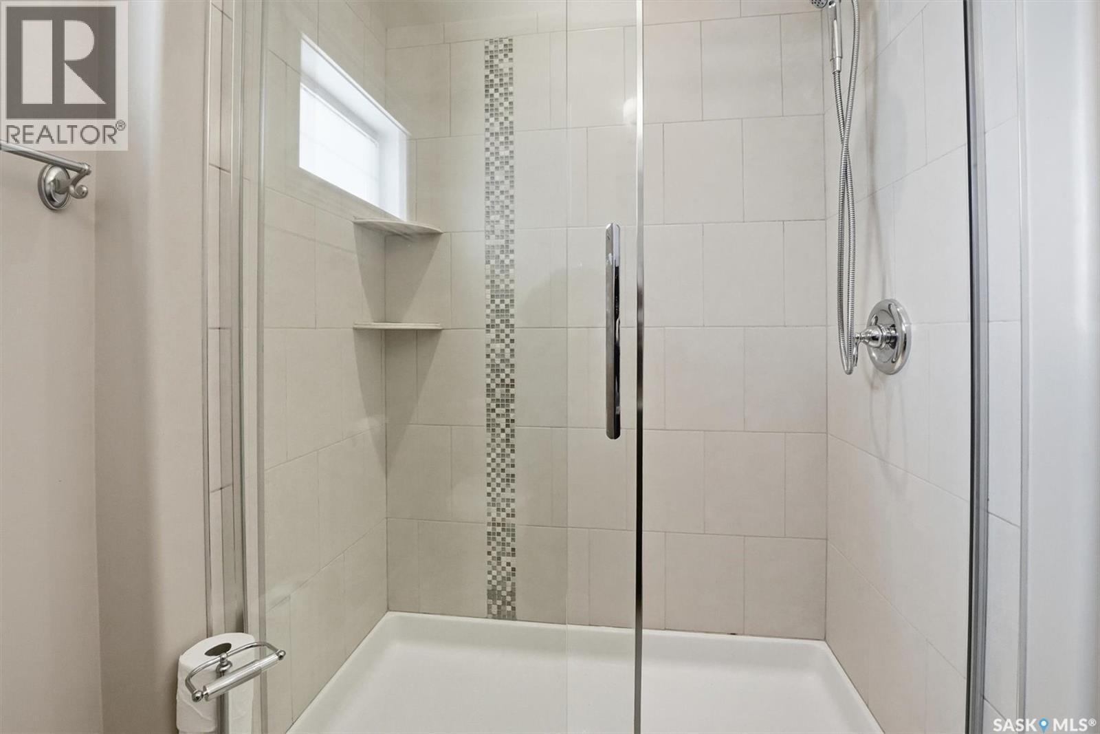 327 Hastings Lane, Saskatoon, SK - Indoor Photo Showing Bathroom