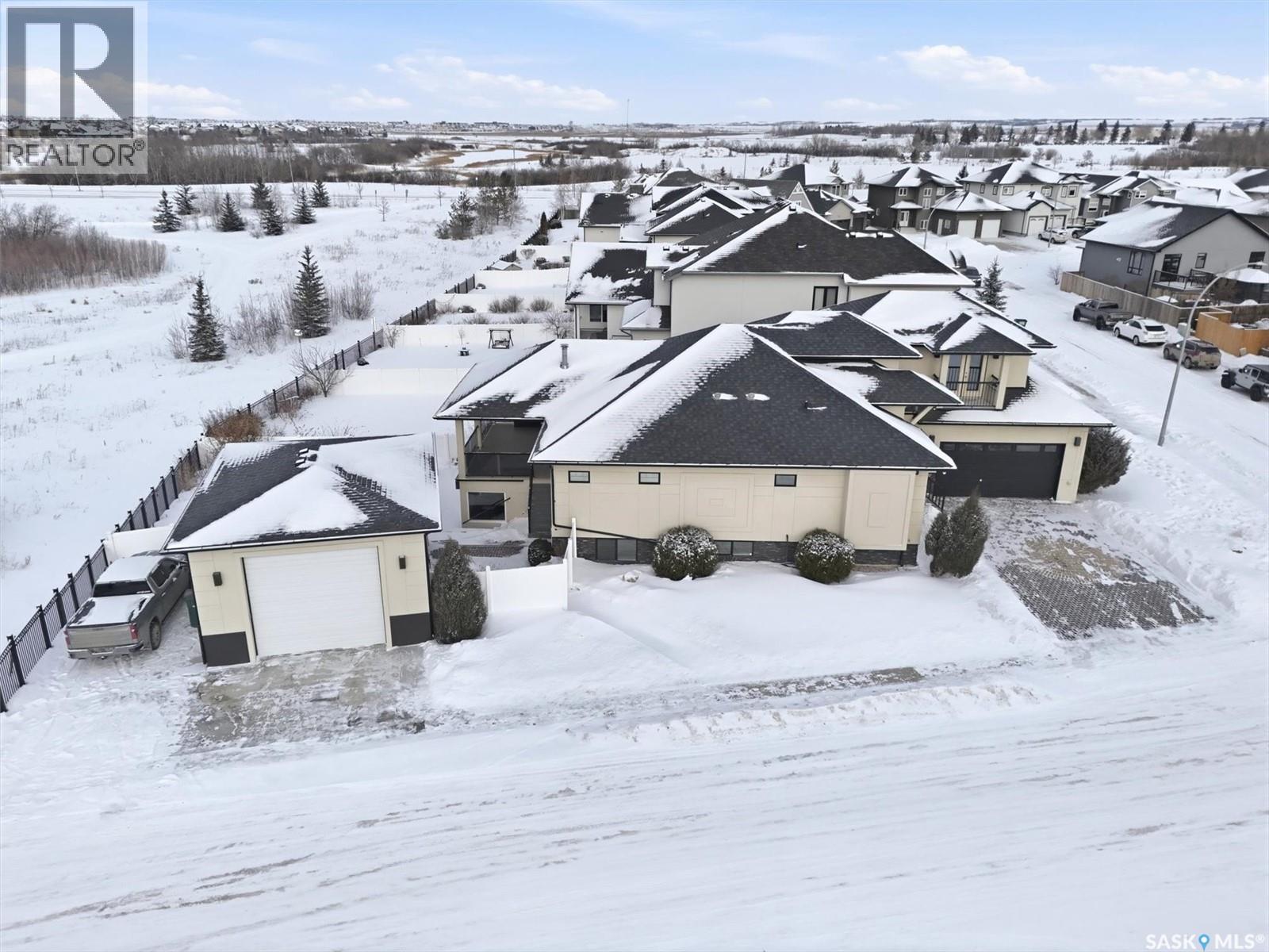 327 Hastings Lane, Saskatoon, SK - Outdoor