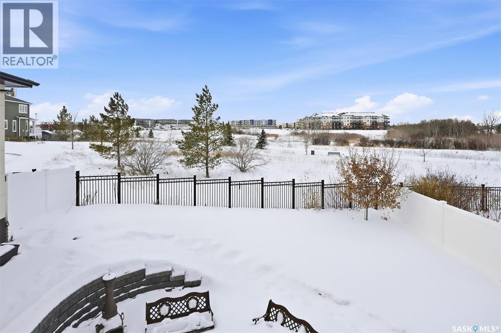 327 Hastings Lane, Saskatoon, SK - Outdoor