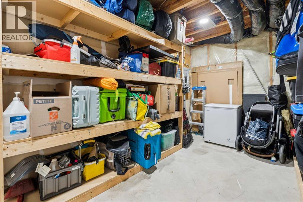 77 Mckenzie Towne Gate Se, Calgary, AB - Indoor Photo Showing Laundry Room