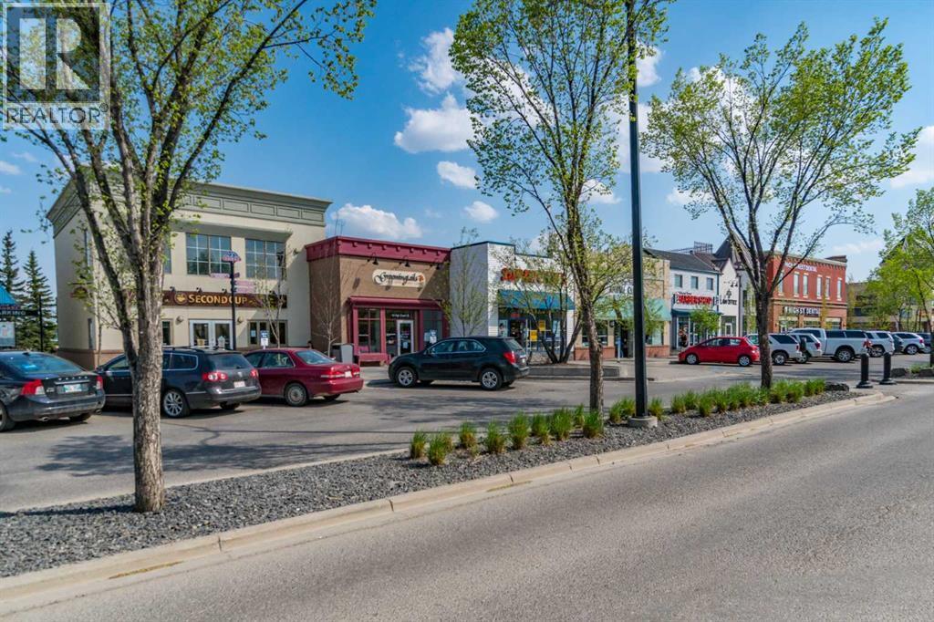 77 Mckenzie Towne Gate Se, Calgary, AB - Outdoor