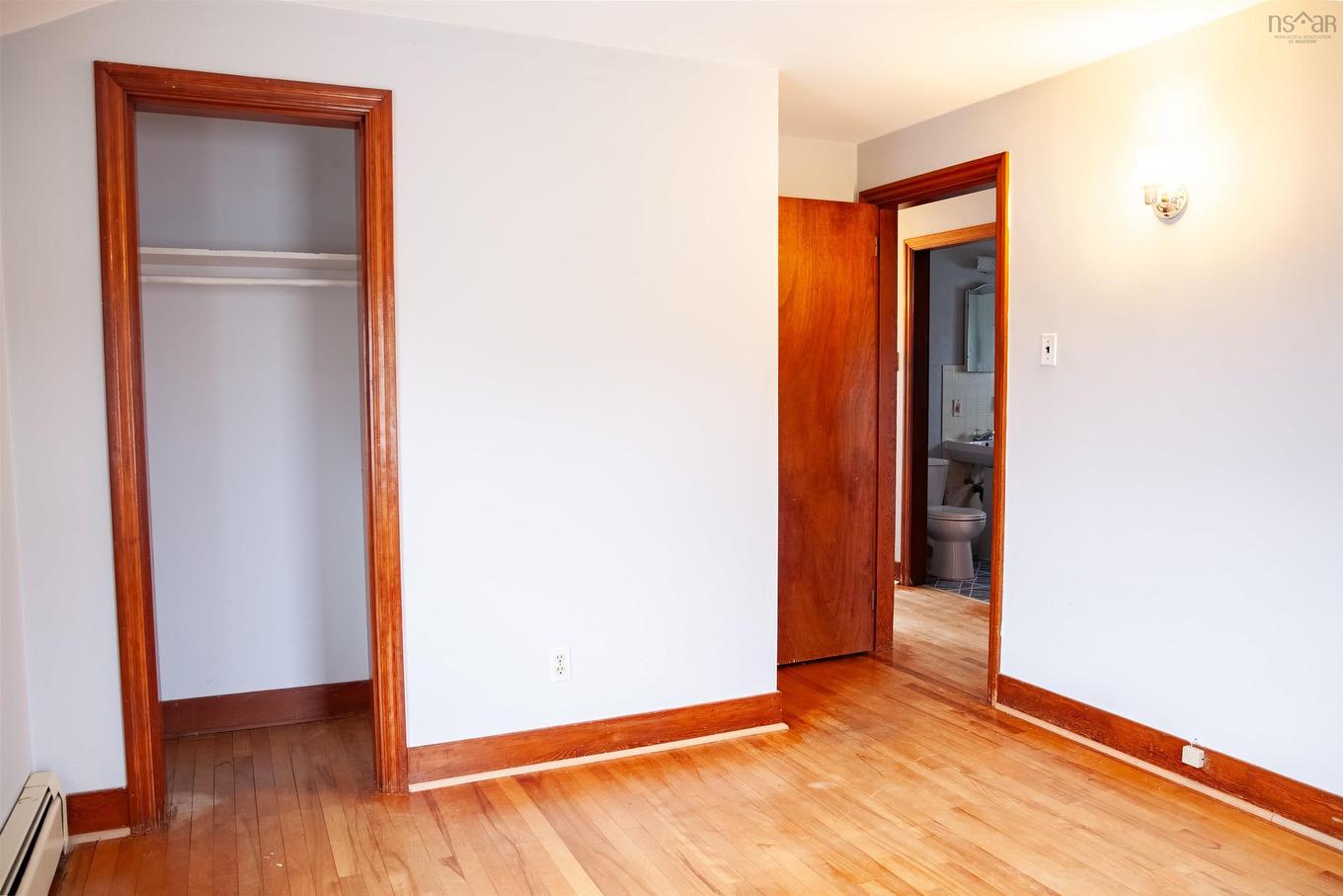 214 Main Street, Dartmouth, NS