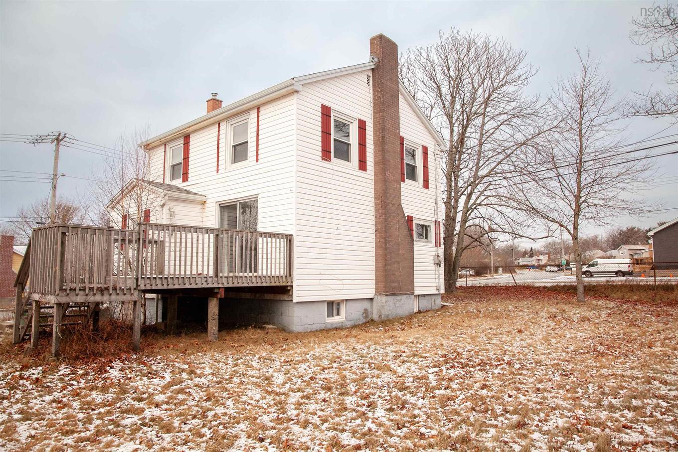 214 Main Street, Dartmouth, NS