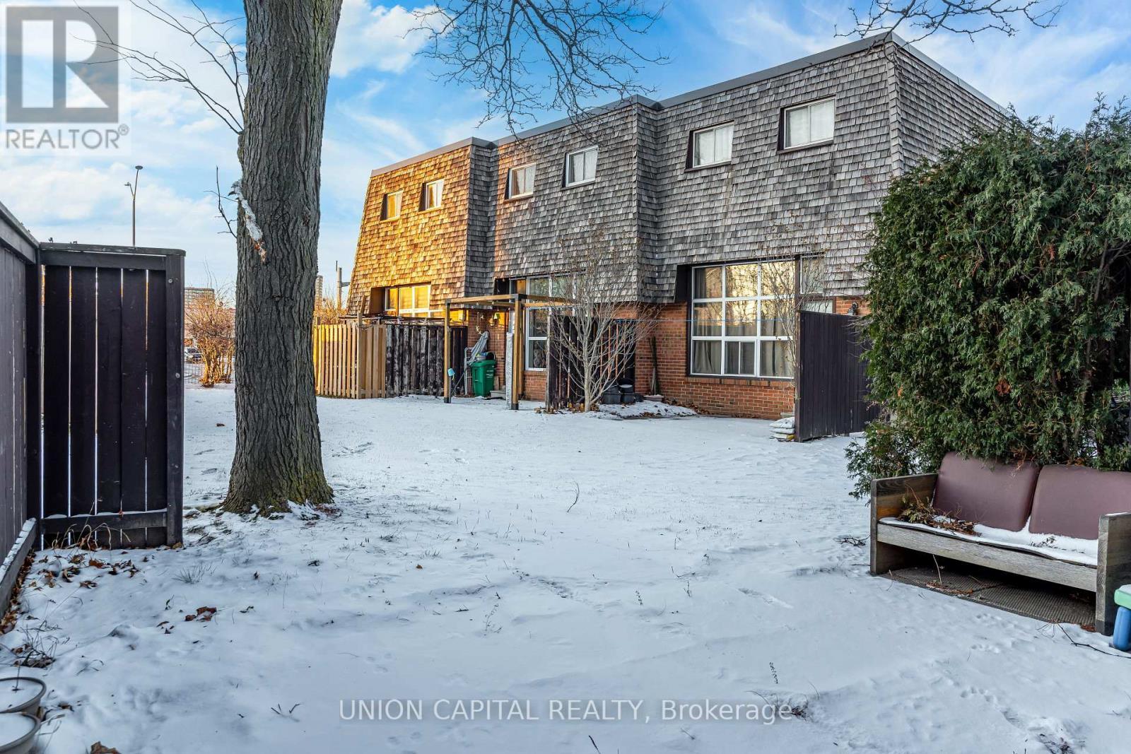 9 Briar Path, Brampton, ON - Outdoor