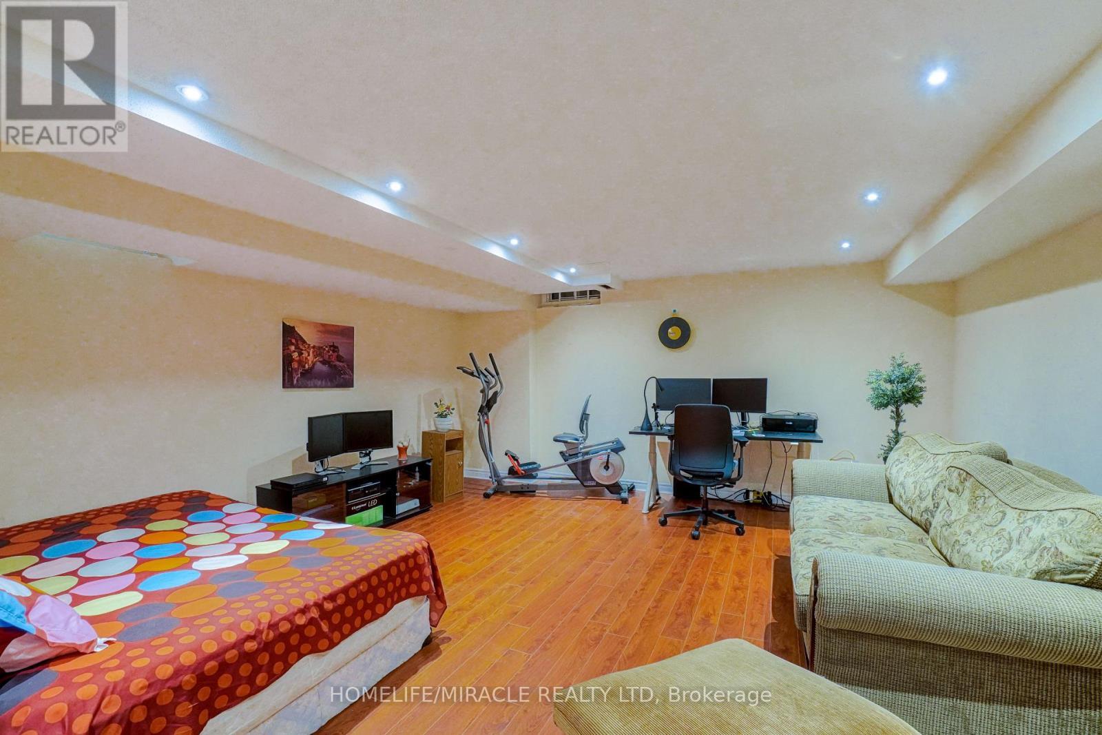 824 Khan Crescent, Mississauga, ON - Indoor