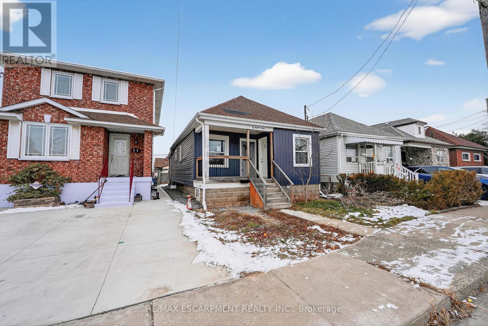 49 Allan Avenue, Hamilton, ON - Outdoor With Facade