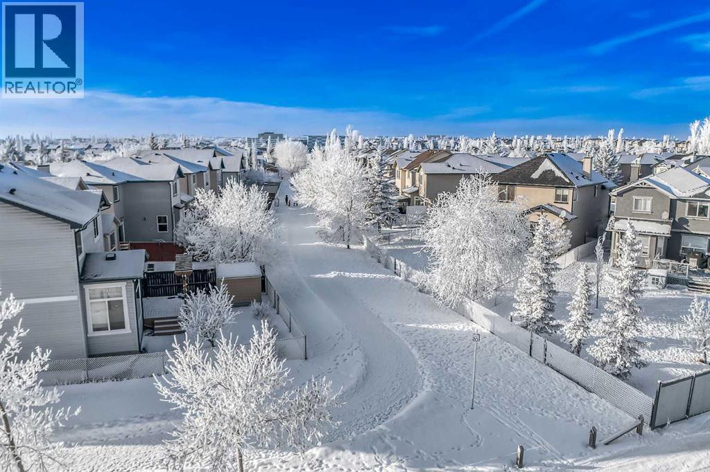 165 Everstone Drive Sw, Calgary, AB - Outdoor