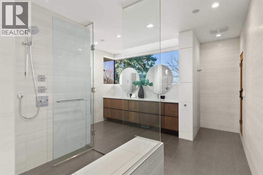 3216 5 Street Nw, Calgary, AB - Indoor Photo Showing Bathroom